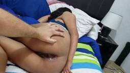 Sex tube fodendo cuzinho da morena e gozando